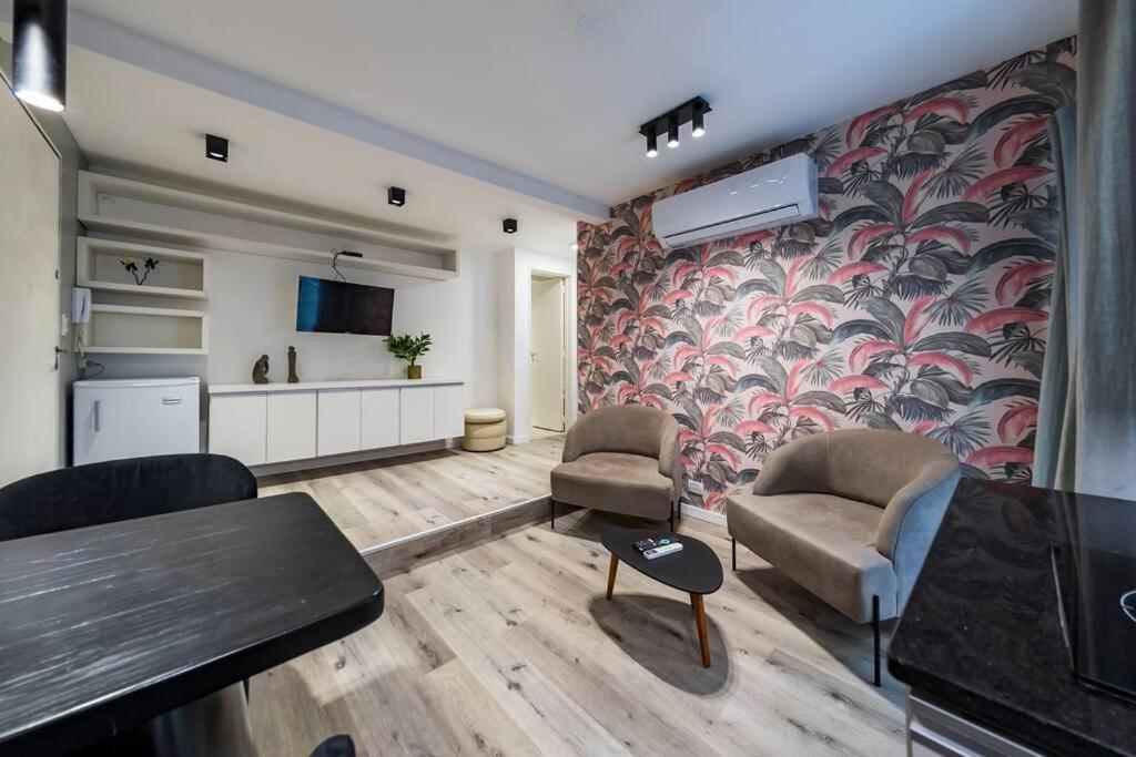 San Luis 61 B Nueva Enfrente Al Paseo Del Buen Pastor Apartamento